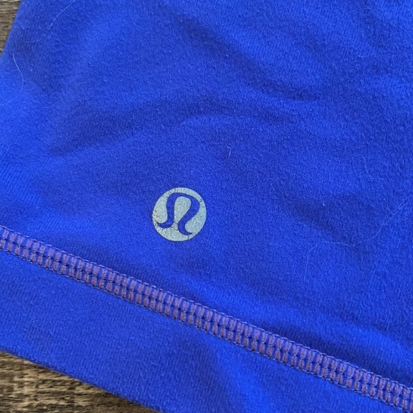 Sz 6 Old School Lululemon Shorts - Picture 4 of 5